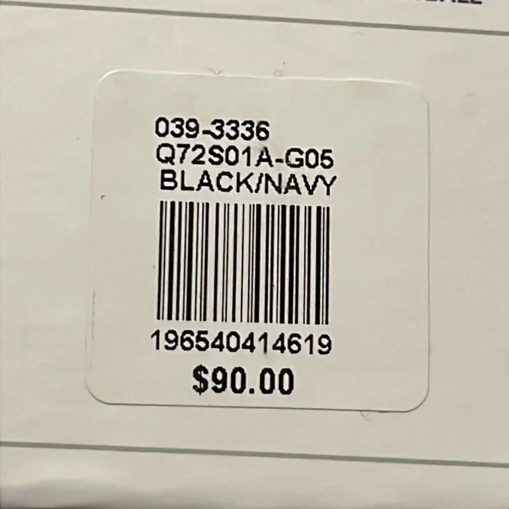 Q7+ Smartwatch - New! Still Sealed! Android and iOS compatible - Picture 4 of 11